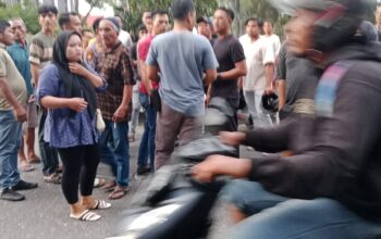 Nyaris Bentrok Antar Pedagang Cut Nyak Dien, Disebabkan Lapak Mereka Diisi Oleh Pedagang Yang Baru Atas Arahan Dari Disperindag Pekanbaru