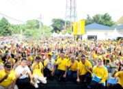 Sah!!, H. Musa Rajekshah Serahkan KTA Golkar Untuk dr. Asri Ludin Tambunan