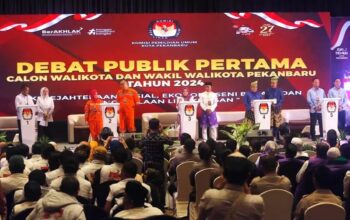 Panas.., Debat Pertama Calon Walikota dan Wakil Walikota Pekanbaru Pilkada Serentak 2024