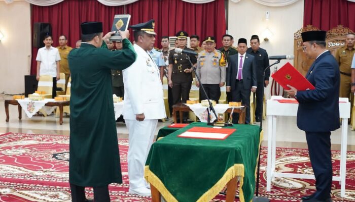 Dikonfirmasi Soal Dugaan Gratifikasi, Nepotisme Serta “Titipan” Terkait Jabatan Pj Walikota, Roni Rahkmat dan Pejabat Pemprov Riau Bungkam..!