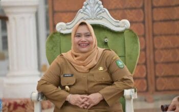 Bupati Bengkalis Kasmarni Ikuti Penanaman 10.000 Pohon di Dumai
