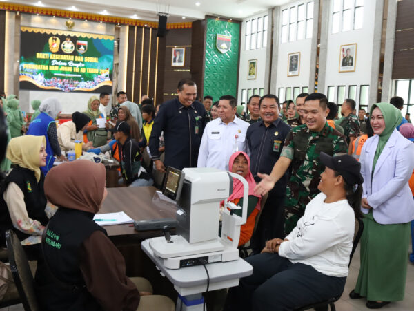 Kodam XIX/Tuanku Tambusai Gelar Kegiatan Sosial dan Kesehatan dalam Rangka Hari Juang TNI AD 2025