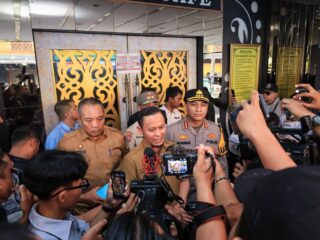 Tegas, Walikota Pekanbaru H.Agung Nugroho Segel THM New Paragon