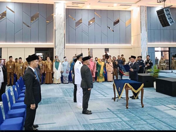 Bongkar Pasang Puzzle Pemkot Pekanbaru: 43 Penempatan Pejabat Dinilai Tak Sesuai Talenta