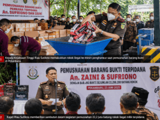 Kejati Riau Musnahkan 22 juta Batang Rokok Ilegal