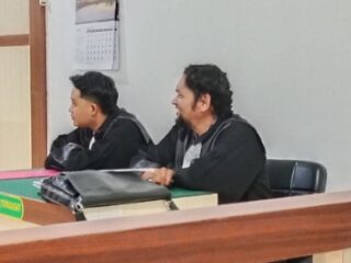 Sidang PN Siak Agenda Tanggapan Jaksa Singkat, Eksepsi Menguat: Dakwaan Pasal 114 dan 132 Disorot Cacat Formil