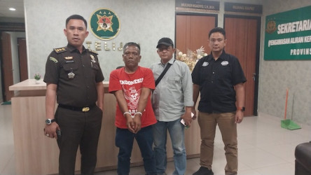 Tim Tabur Kejati Riau Tangkap Terpidana Penipuan Usai 2 Tahun Buron