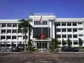 Alumni UIR Kalahkan Dua Profesor, Dugaan Bagi-bagi Jabatan Mencuat