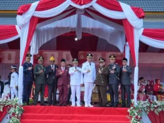 Bupati Asmar Tekankan Kemerdekaan Harus Dirasakan hingga Pulau-Pulau di Meranti
