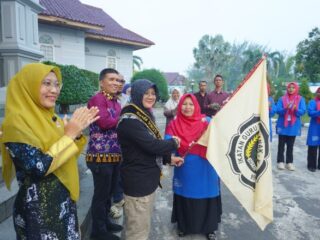 Selamat Bertanding! Bupati Afni Lepas Kontingen PORSENI IGTKI ke Kuansing